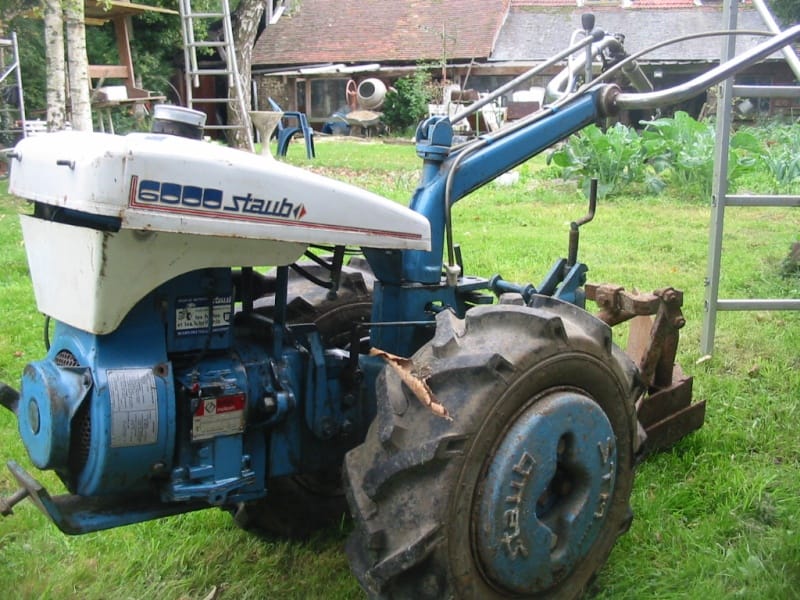 Staub 6000 two-wheel tractor